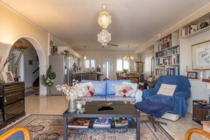 Villa in Benitses - view 1