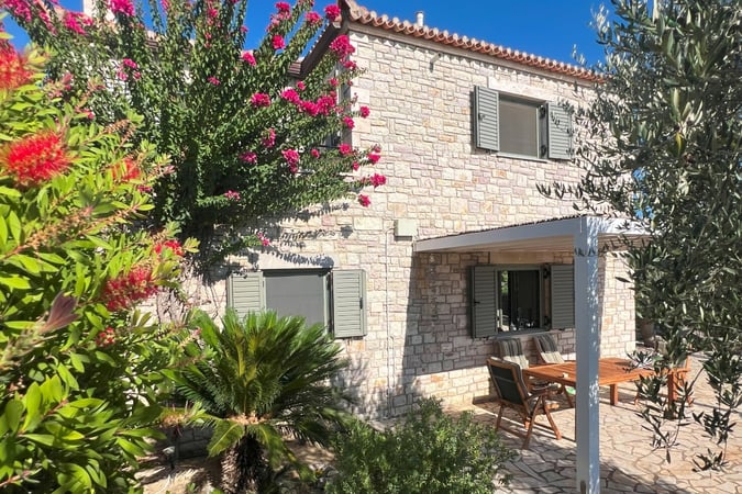 Villa in Gialova - view 1