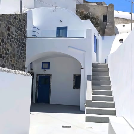 House in Akrotiri - view 1