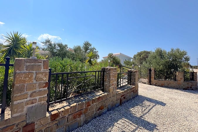 Villa in Evangelismos - view 1