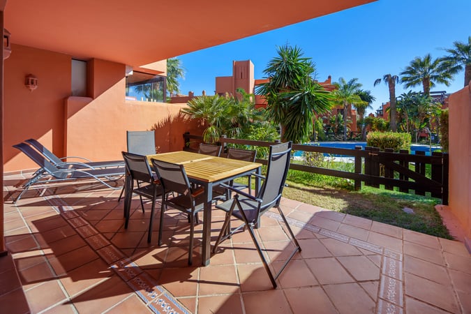 Apartment in Estepona - view 1
