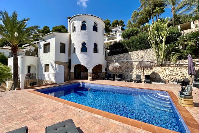 Villa in Moraira - view 1