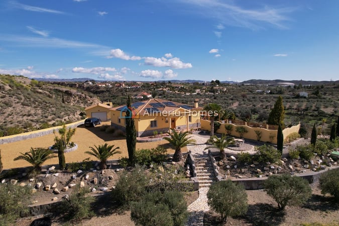 Villa in Cantoria - view 1