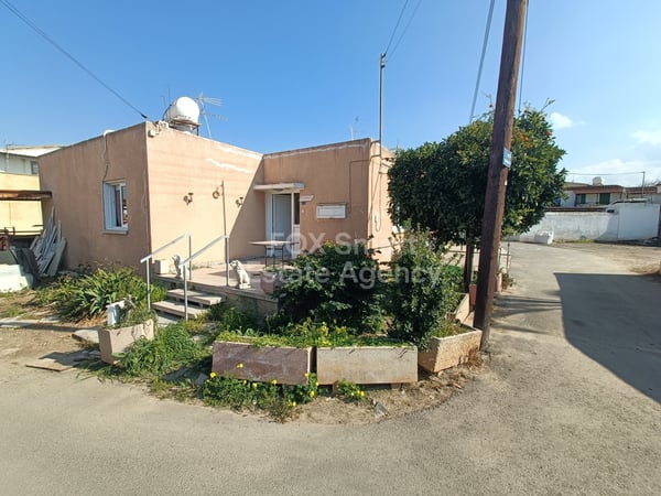 House in Peristerona - view 1