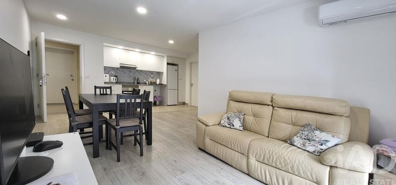 Apartment in Aradas - view 1