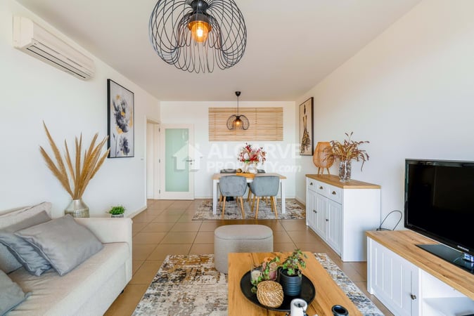 Apartment in Quarteira - view 1