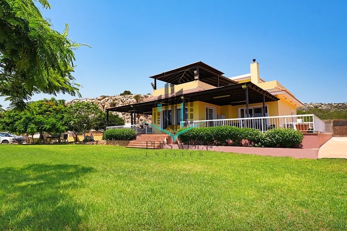 Villa in Ayia Napa - view 1