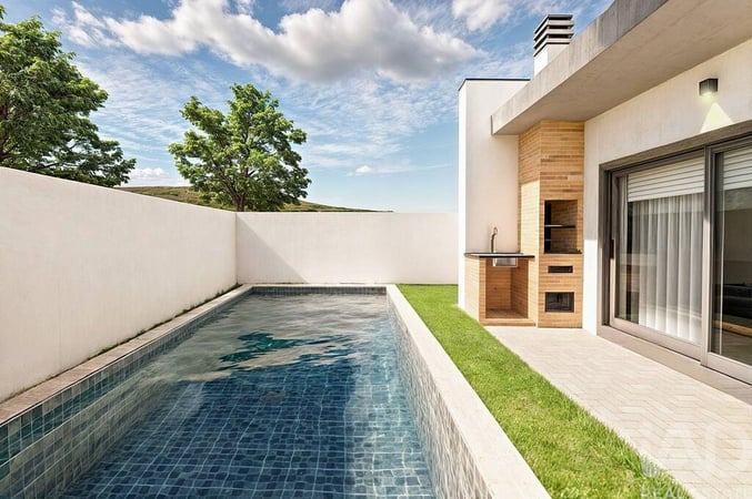 House in Fernao Ferro - view 1