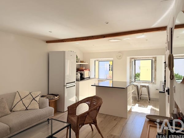 Apartment in Merces - view 1