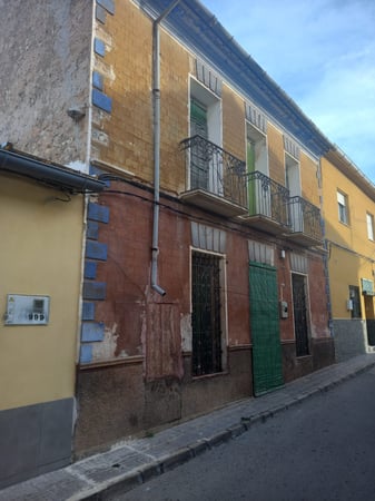 House in La Canada de la Lena - view 1