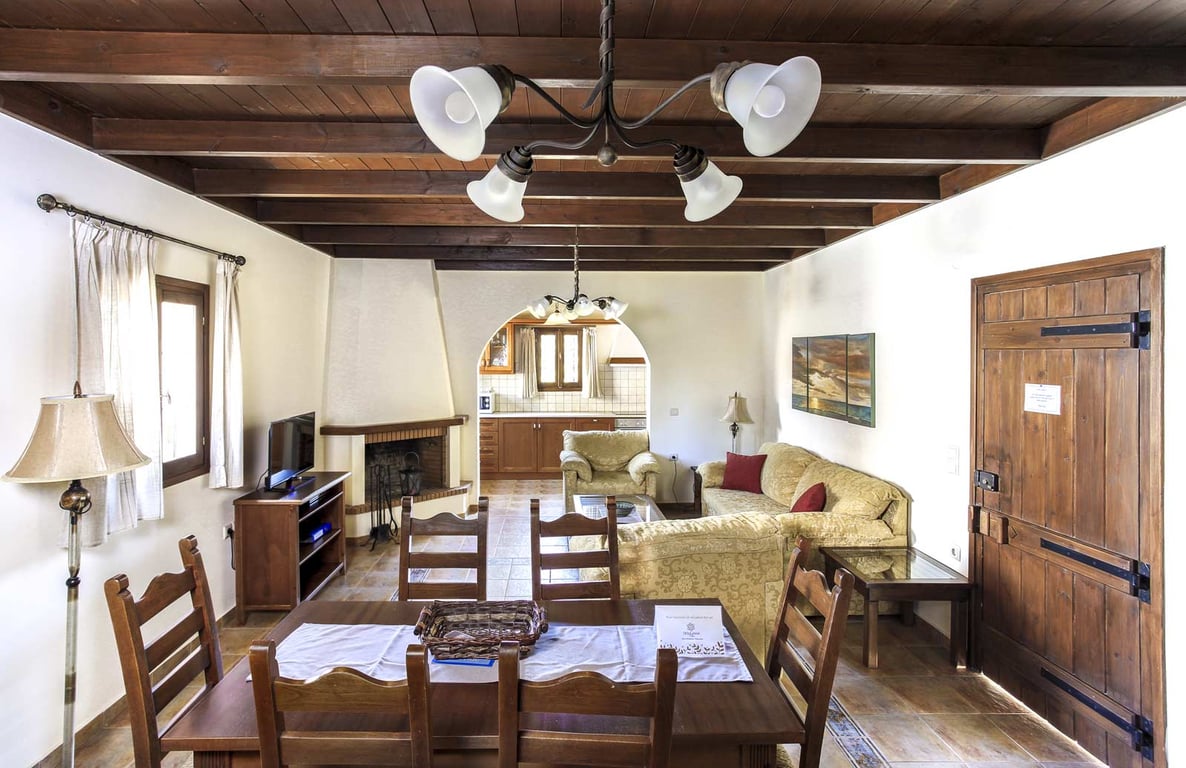 Villa in Dhouliana - Image 2