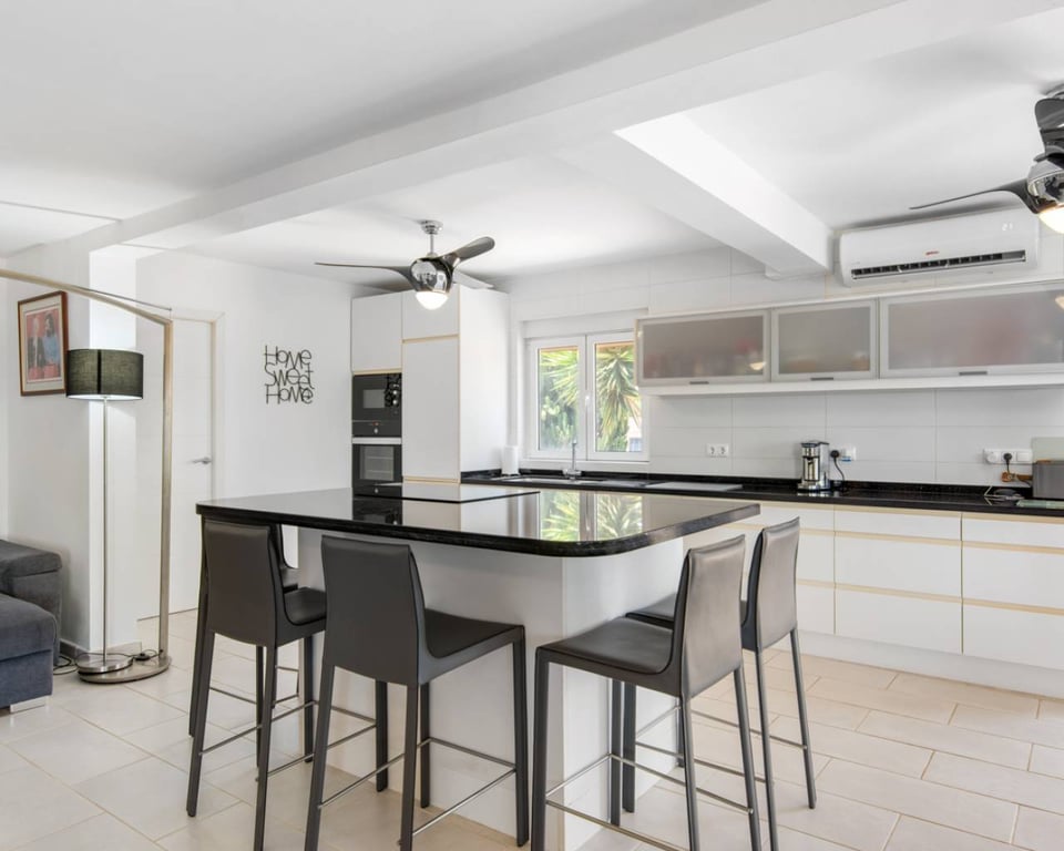 House in Catral - Image 3