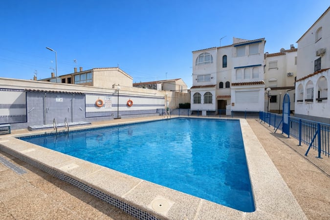Apartment in Torrevieja - view 1