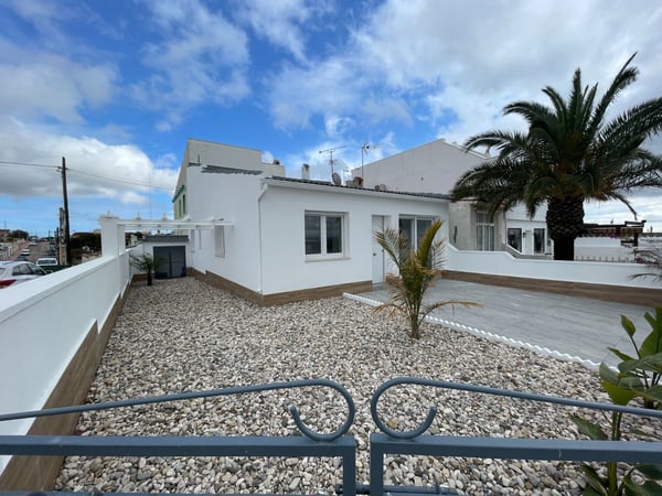 House in Algorfa - view 1