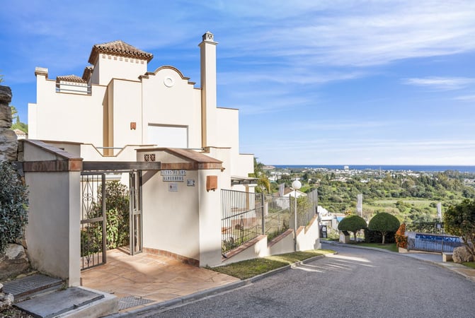 Apartment in Puerto de la Torre - view 1