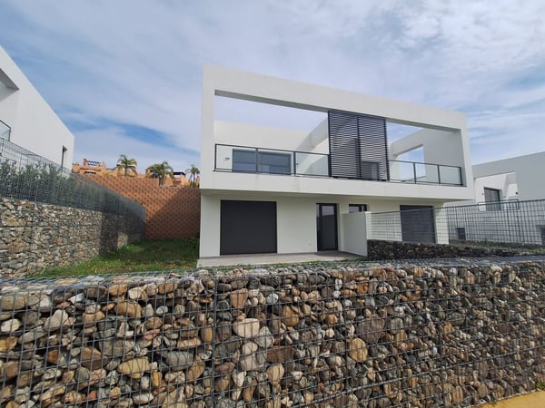 House in Riviera del Sol - view 1