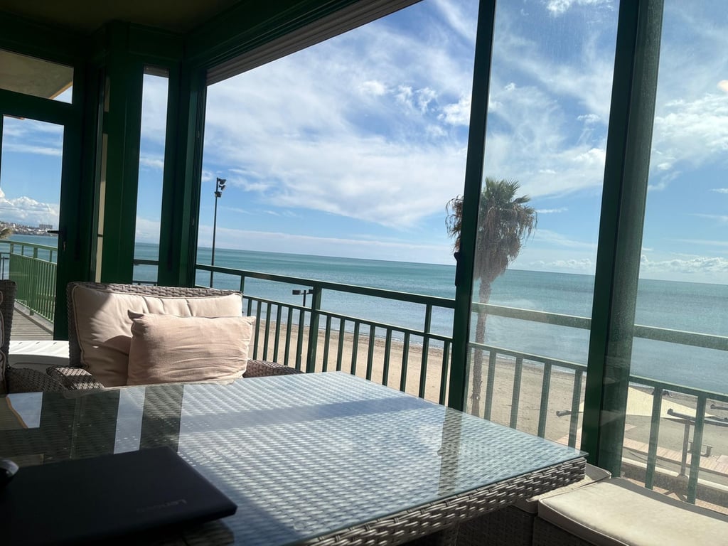 Apartment in Fuengirola - Image 2