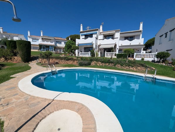 House in Sitio de Calahonda - view 1