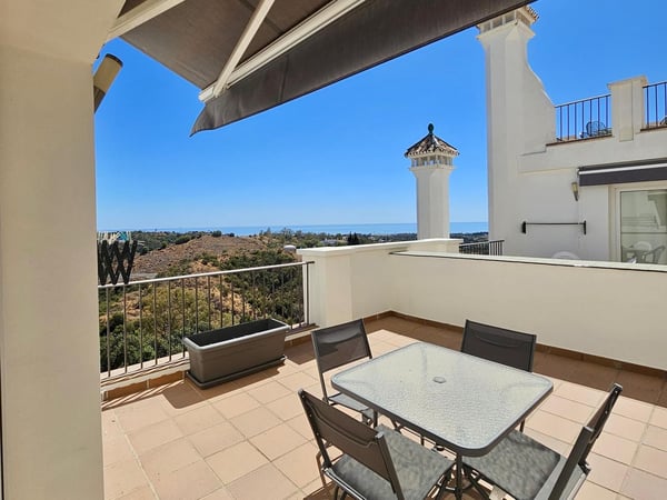 Apartment in Estepona - view 1