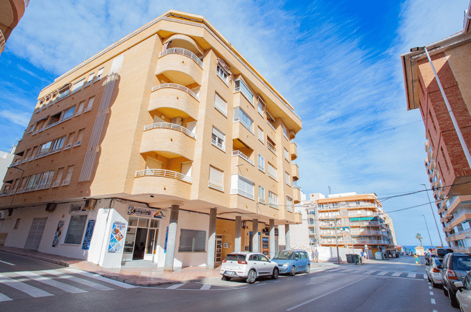 Apartment in Torrelamata - view 1