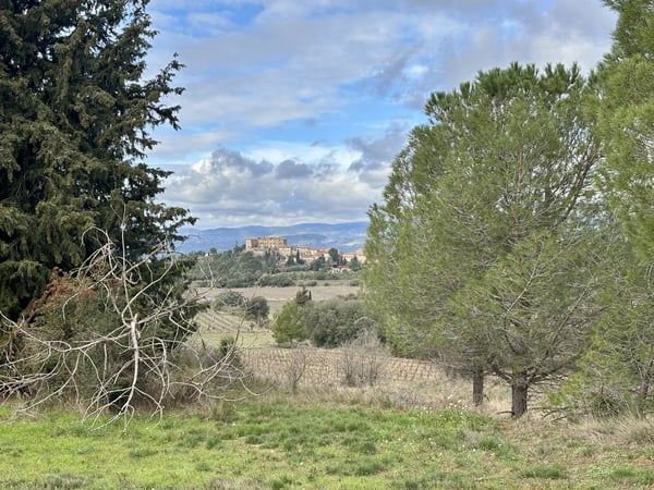 House in Oupia - view 1