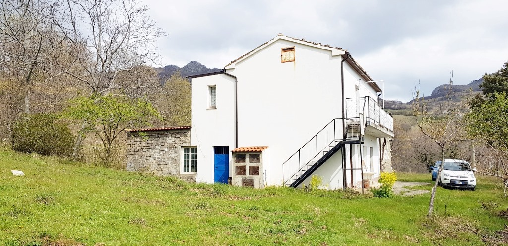 House in Villa Celiera - Image 2