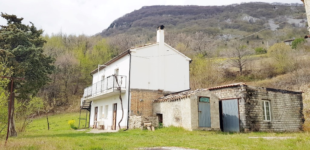 House in Villa Celiera