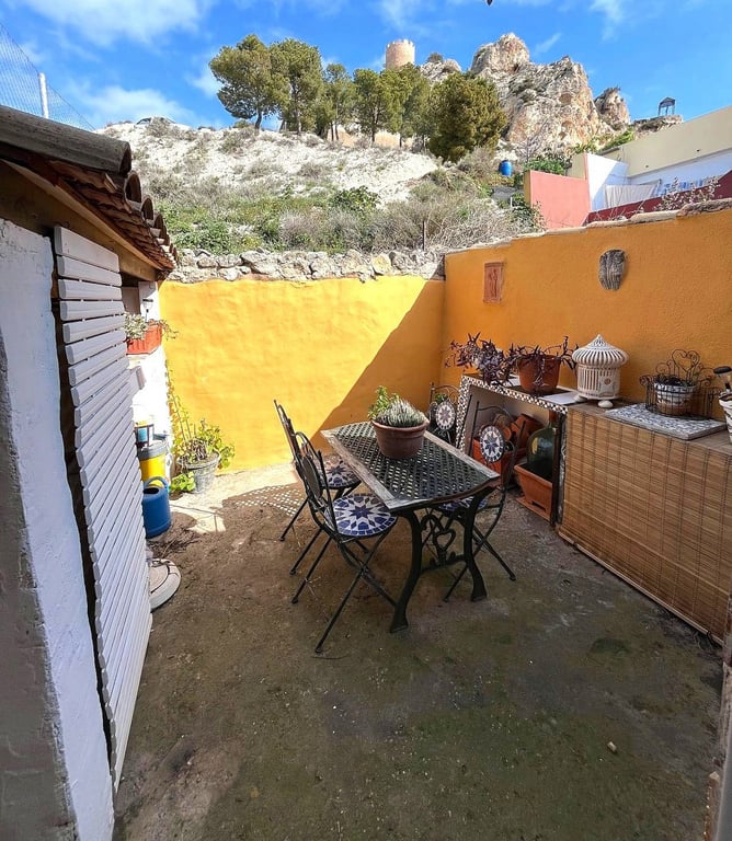 House in Castalla - Image 3