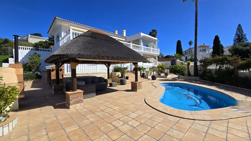 Villa in Mijas Costa - view 1
