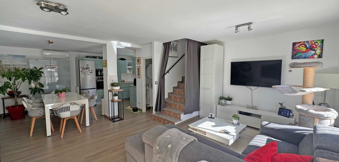 House in Villamartin - Image 3