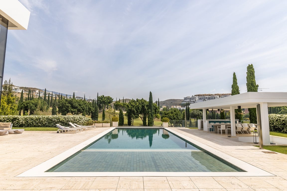 Villa in Benahavis - Image 2