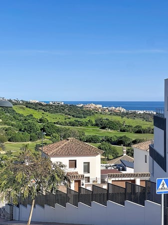 Land in Estepona - view 1