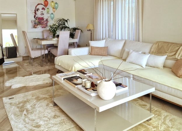 Apartment in Elviria - view 1