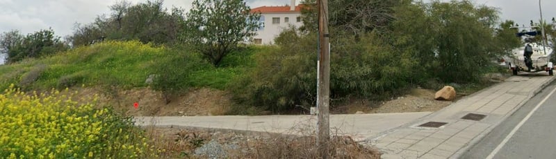 House in Moni - view 1