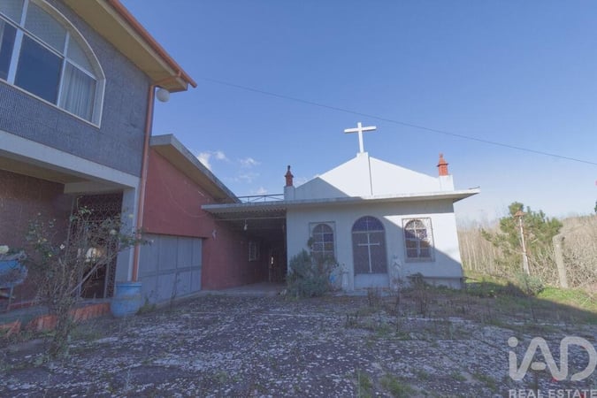 House in Monte Real - view 1