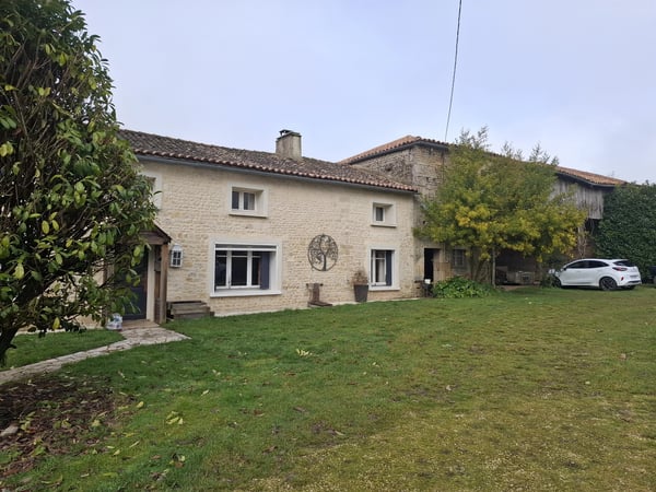House in Alloinay - view 1