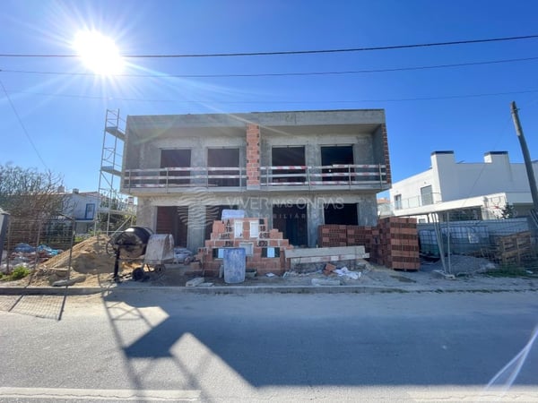 Villa in Fernao Ferro - view 1
