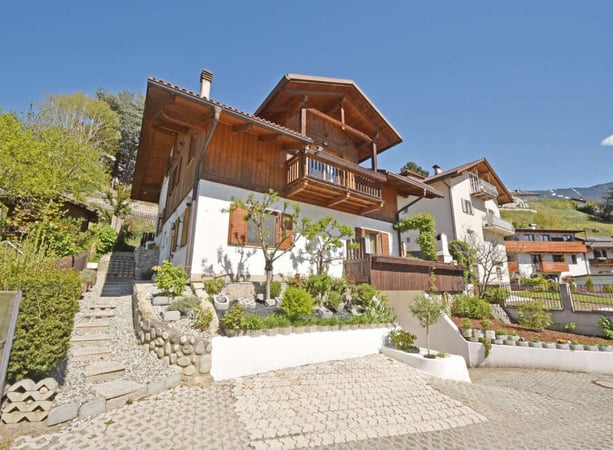 Villa in Bressanone/Brixen - view 1