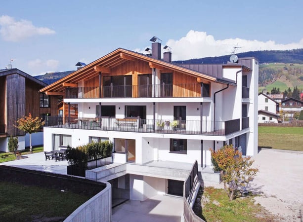 Villa in Dobbiaco/Toblach - view 1
