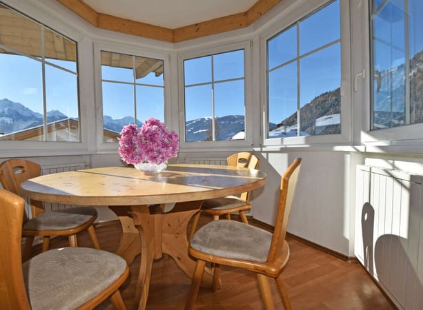 Villa in Rasun di Sotto - view 1