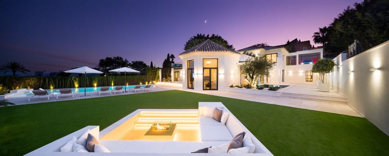Villa in Nueva Andalucia - view 1
