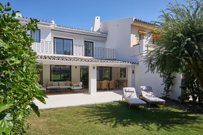 House in Nueva Andalucia - view 1