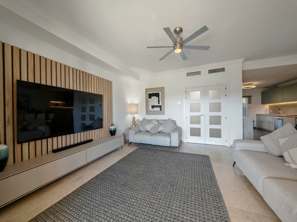House in Malaga - Image 3