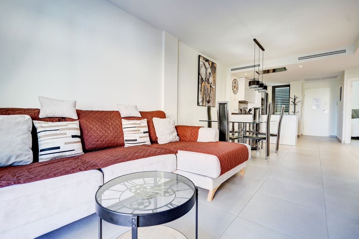 Apartment in Calla de Mijas - Image 2