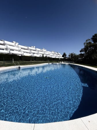 Apartment in El Paraiso - view 1