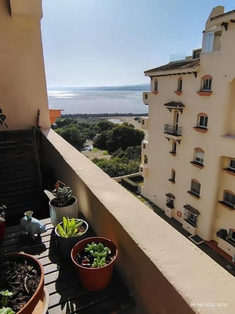 Apartment in Estepona - view 1