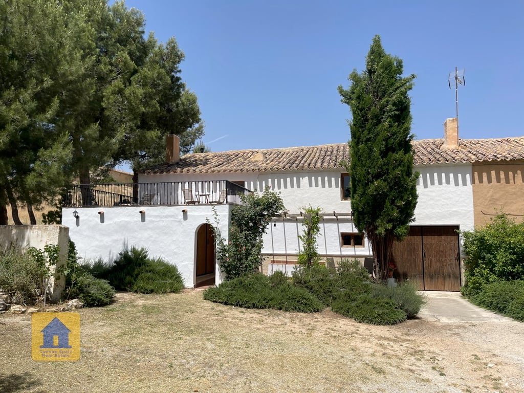 Farm, Ranch or Equestrian in Venta de Micena - Image 2