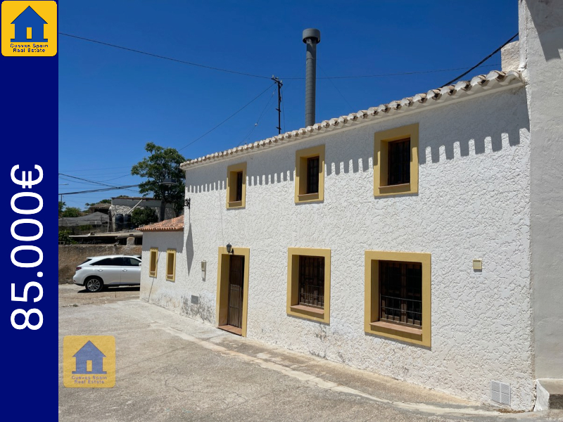 House in Cuevas de las Cucharetas