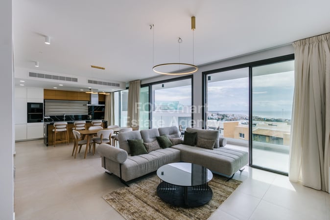 House in Chlorakas - view 1