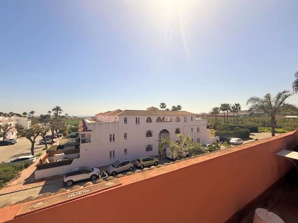 Penthouse in Casares - view 1
